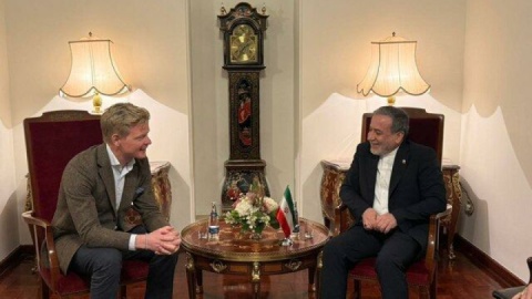 رایزنی نماینده دبیرکل سازمان ملل در امور یمن با عراقچی در مسقط