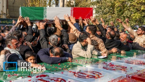 فیلم/مراسم تشییع پیکر شهدای گمنام دفاع مقدس در تهران