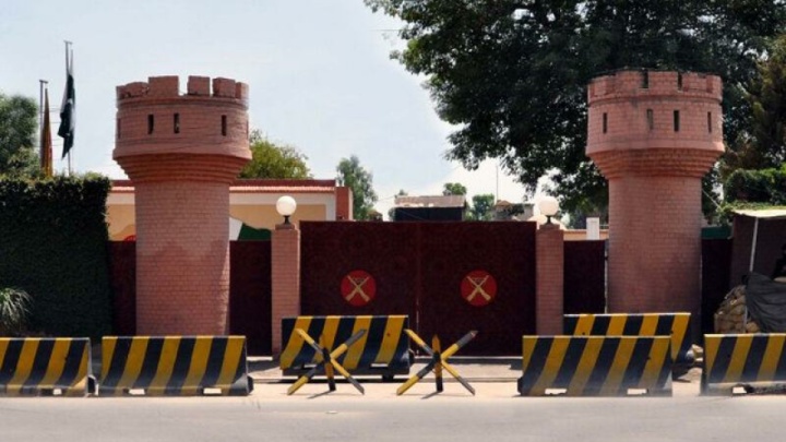 حمله تروریستی در پیشاور پاکستان؛ سه نفر کشته شدند