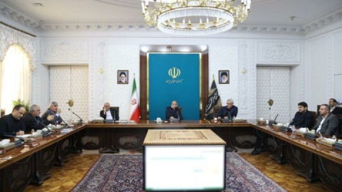 تاکید پزشکیان برتسریع در اجرای قانون مالیات‌های مستقیم و برخورد با دستگاه‌های متخلف