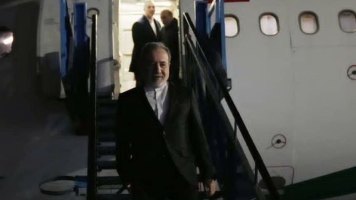 عزیمت وزیر امور خارجه به هلند