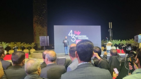 چهل و سومین جشنواره جهانی فیلم فجر در شیراز گشایش یافت