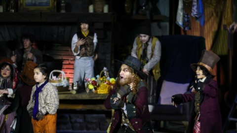 بیش از ۱۰۰ هزار مخاطب نمایش موزیکال «الیور توئیست» را دیدند