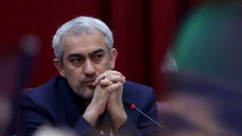 وزیر اقتصاد: کسری بودجه را امسال کاهش میدهیم