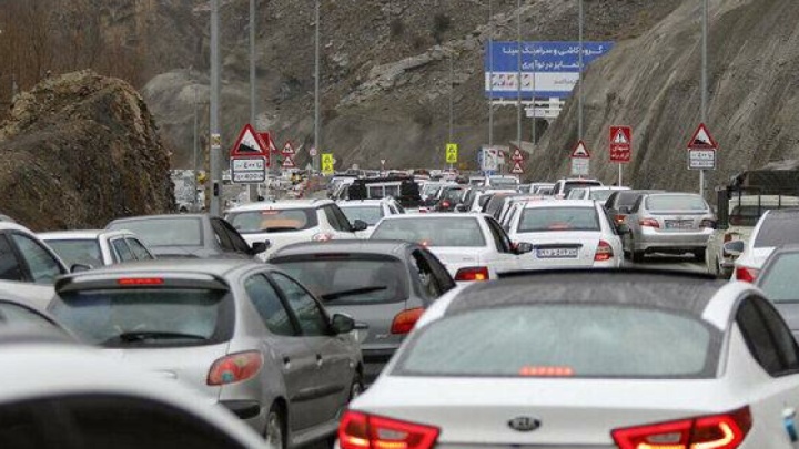 ترافیک سنگین در مسیرهای منتهی به محورهای شمالی کشور
