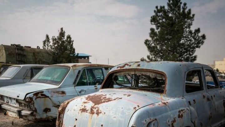 انتقال بیش از هزار خودرو فرسوده در پایتخت به پارکینگ