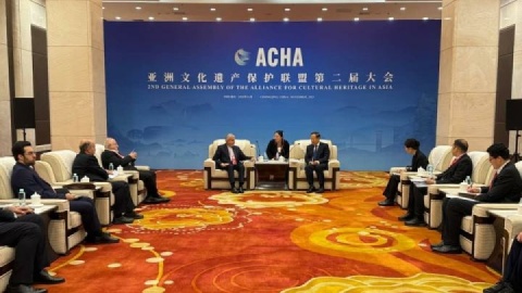 دیدار وزرای گردشگری ایران و چین در حاشیه دومین مجمع عمومی اتحادیه میراث‌فرهنگی آسیا