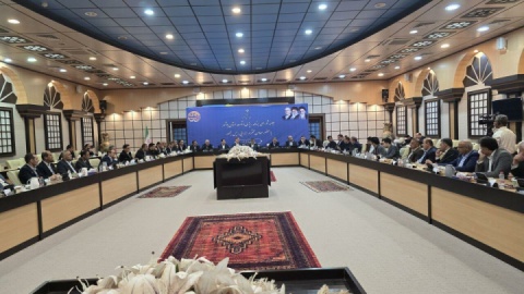 اصلاح قیمت بنزین ابتدا از خودروهای دولتی آغاز می شود