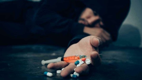 خدمات سیار برای معتادان پرخطر