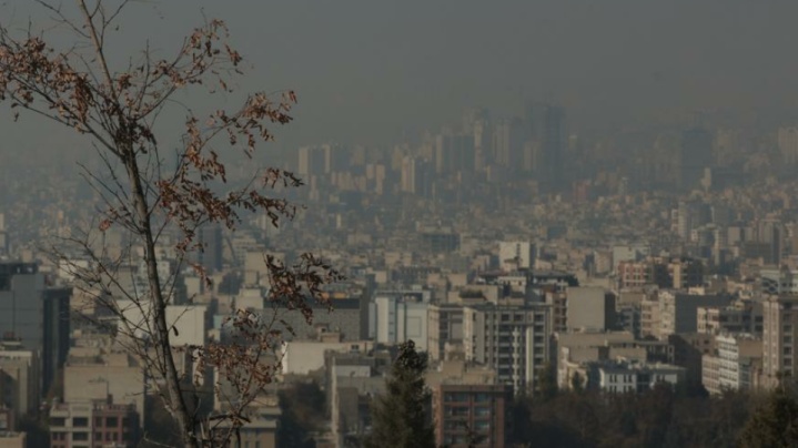 ثبت سالانه ۵۸ هزار مرگ منتسب به آلودگی هوا/ باید از مردم عذرخواهی کرد