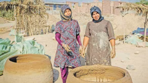 گلایه زنان شهرک آزادگان درباره شرایط دریافت وام چه بود؟