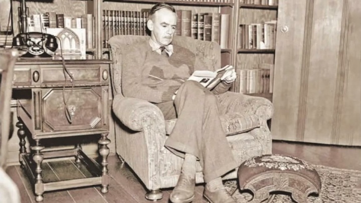 پدر رئالیسم نمایشی آمریکا