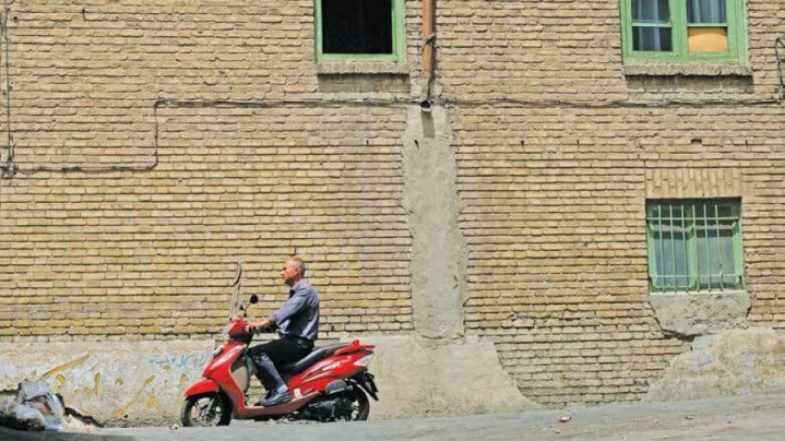 چرا ساختمان‌ها زود کلنگی می‌شوند؟