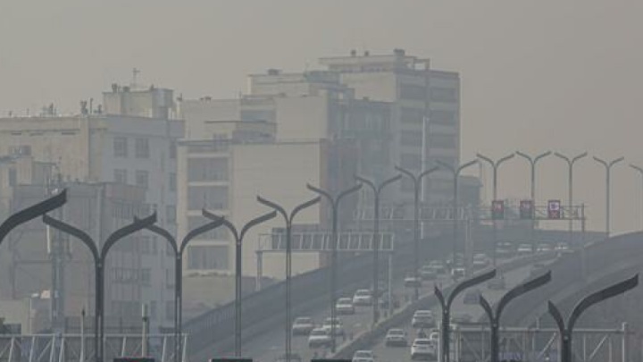 وضعیت قرمز هوای ۲۴ ایستگاه پایتخت