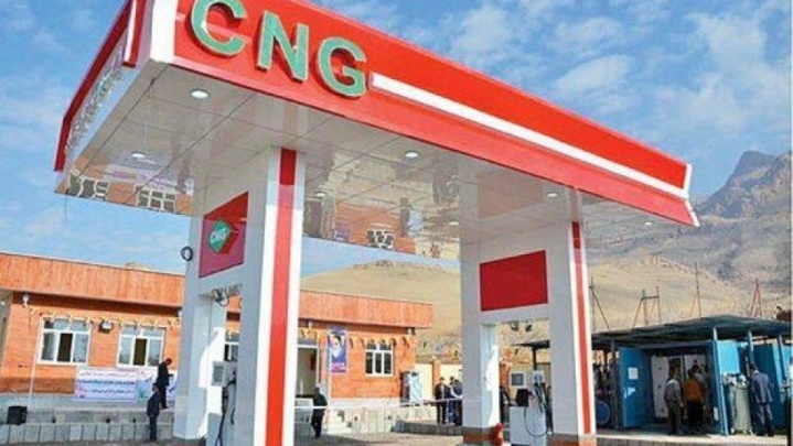 هر ۱۶۰۰ خودرو یک جایگاه سوخت سی‌ان‌جی