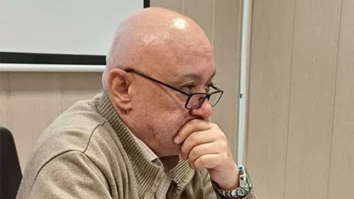 دانشگاهی که همه چیز را نقد می‌کند جز خودش!