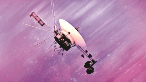 فضاپیمای افسانهای ناسا رکورد میزند