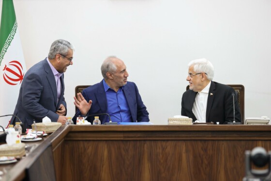 حضور معاون اول رئیس‌جمهور در جلسه شورای اقتصاد