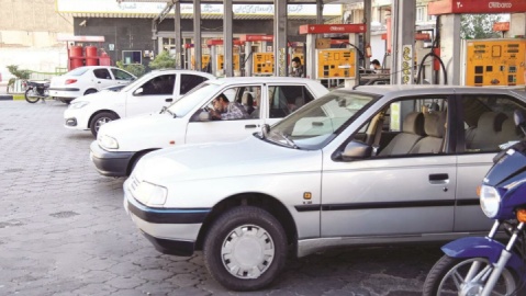 پاسخ به ۵ سؤال مردم در حوزه بنزین