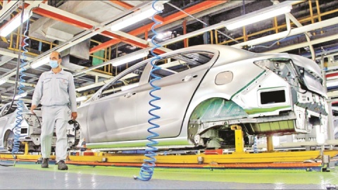 شتاب بخشی به تولیدات هیبریدی و برقی