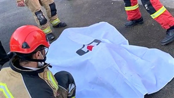 برق جان کارگر را گرفت