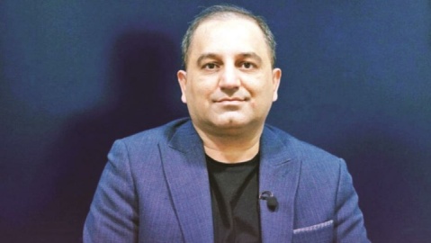 رفتار میزبان مغایر شعار جدایی فوتبال از سیاست