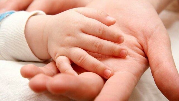 ۱۰۰۰ روز اول زندگی پنجره‌ای طلایی در پیشگیری از بیماری‌ها/ اجرای برنامه «پیشگیری نخستین» در بیمه سلامت