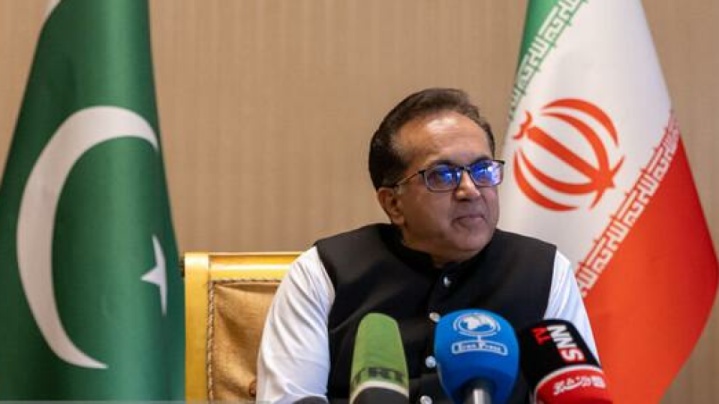 سفر لاریجانی به پاکستان بسیار مهم بود/ از میانجی‌گری ایران در موضوع افغانستان استقبال می‌کنیم