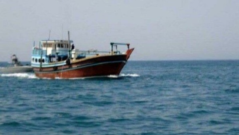سرهنگ فراهی: ۱۲ شناور حامل سوخت قاچاق در آب های دریای عمان توقیف شدند