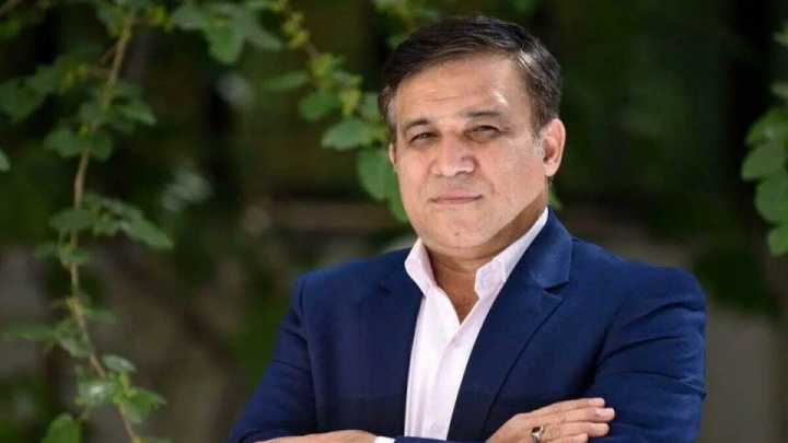 تاجرنیا: کری خواندن حق هواداران است