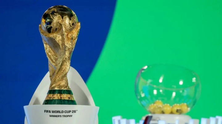 اکران تریلر سیاسی قرعه کشی