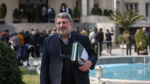 استیضاح در شرایط فعلی به مصلحت کشور نیست