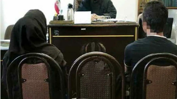 مادرشوهر خرافاتی زوج جوان را به دادگاه خانواده کشاند