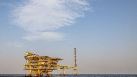 پیگیری طرح فشارافزایی پارس جنوبی با حضور وزیر نفت