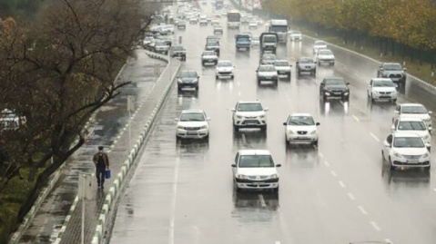 ثبت بیش از ۷۰۰ تصادف خسارتی ناشی از بارش باران در مشهد