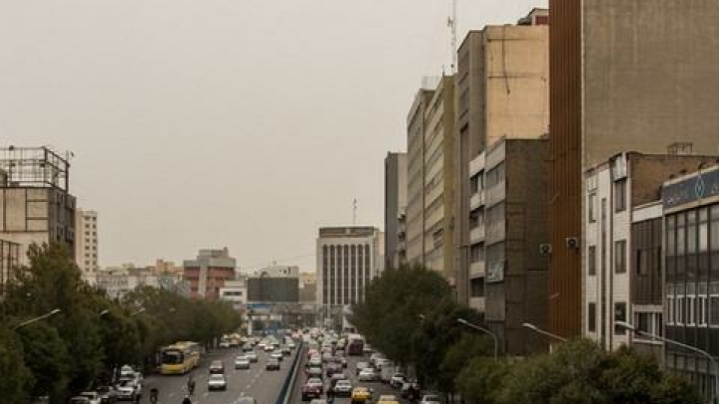 تنفس هوای ناسالم برای گروه‌های حساس در تهران