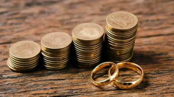 صدای زنان شنیده نشد