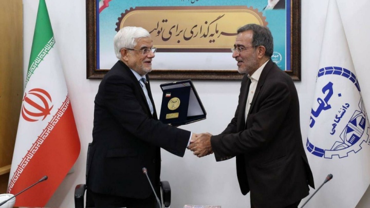 راهبرد ما باید حفظ حرمت روز دانشجو باشد/جهاد دانشگاهی می‌تواند نقش واسطه بین حاکمیت و مردم را ایفا کند