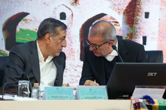 نشست با فرهیختگان و فعالان فرهنگی استان