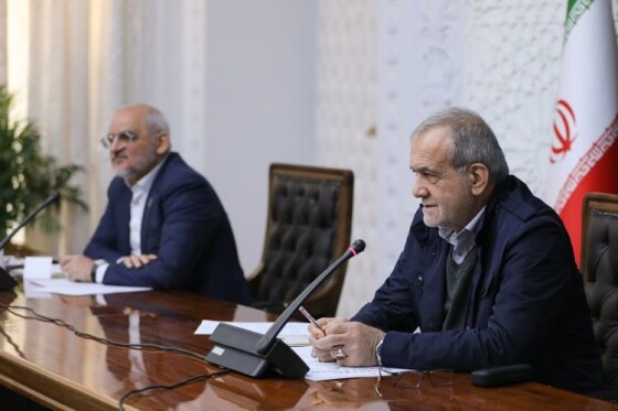 مراسم افتتاح طرح انتقال آب دریا به فلات مرکزی