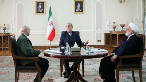 برگزاری جلسه سران قوا به میزبانی به میزبانی رئیس‌جمهور