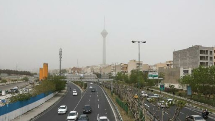 تداوم هوای ناسالم تهران برای گروه‌های حساس