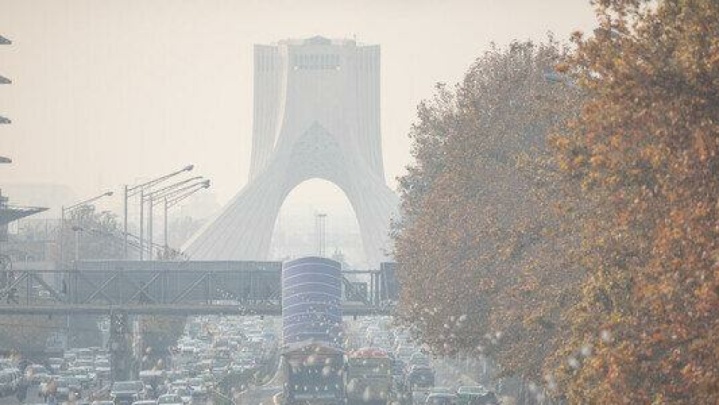 تهران، میزبان آلودگی هوا تا ظهر دوشنبه/ پیش‌بینی بارش باران از سومین روز هفته