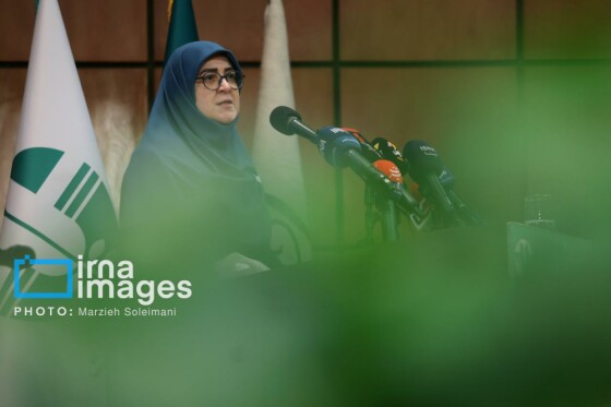 بزرگداشت هفته زن و تکریم مقام مادر