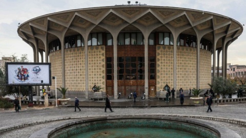 تخفیف ۷۰ درصدی نمایشهای تئاترشهر در روز دانشجو/ «برای هانا» اجرا میشود