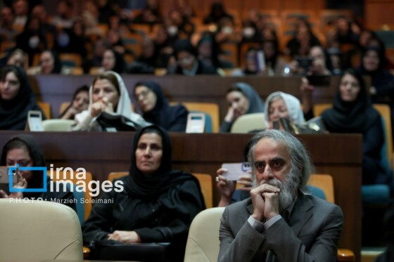 بزرگداشت هفته زن و تکریم مقام مادر