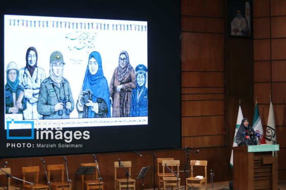 بزرگداشت هفته زن و تکریم مقام مادر