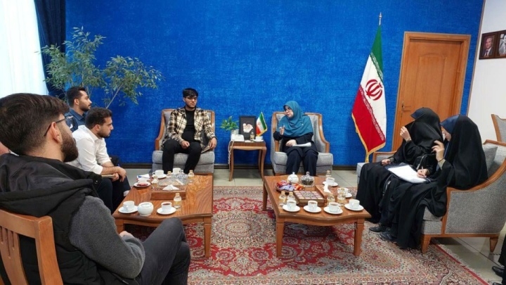 مهاجرانی : حل مسائل اجتماعی مانند سبک زندگی و پوشش با رویکرد صرفا دستور میسر نیست