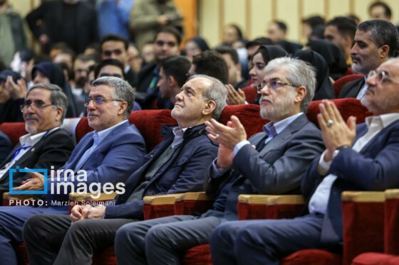 مراسم روز دانشجو با حضور رئیس جمهور