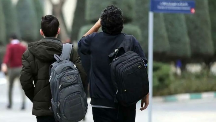 دانشگاه، آینه جامعه است